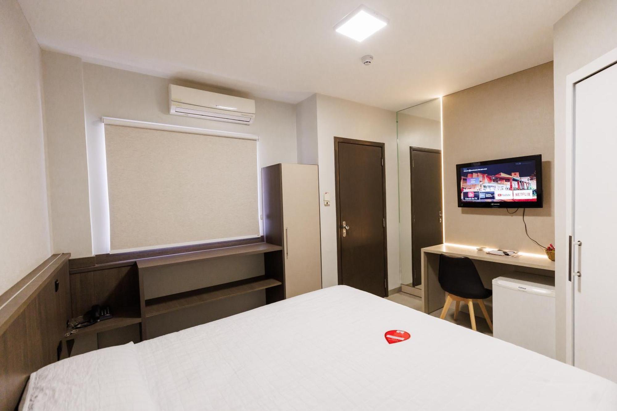 Tonello Business Hotel กัมโปโมเรา ภายนอก รูปภาพ